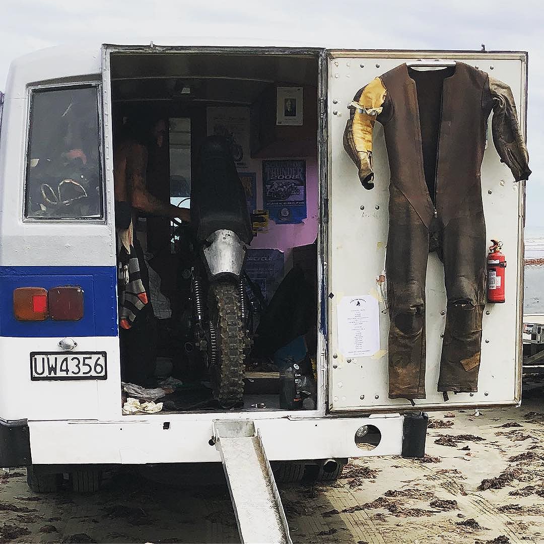 Kiwi Beach Racer - hard men of the south @burtmunrochallenge #motoguzzi #guzziraceraus #burtmunrochallenge2018 #invercargill