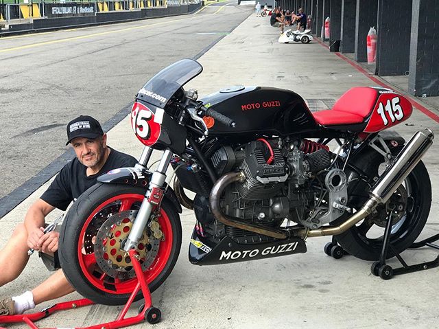 Mario (RaceCo Daytona 1288) is punching above his weight at Interfos. Running 6th in class and 13th outright. The very tricky wet conditions are suiting the Guzzi power delivery. The next 2 days of racing are predicted to be dry so I expect we will start to slide backwards on the progressive grids. Interfos is Australia’s biggest classic bike event. It’s in its 13th year and was formally known as the Barry Sheene Festival of Speed in honour of the great man who was a fierce competitor in Classic racing in Australia before his untimely departure from our lives . Our pit this weekend is brimming with Italian machinery with lots of Guzzi’s, Ducati’s and Laverda’s. It’s a symphony of twins. #guzziraceraus #raceco #guzziracer #classicbike #motoguzzi